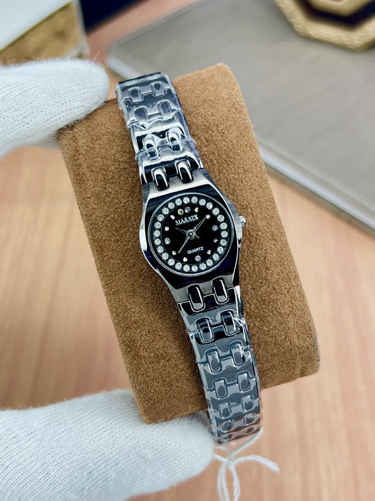 Luxury Women Stainless Steel Quartz Watch – Crystal Dial, Silver Bracelet Wrist Watch